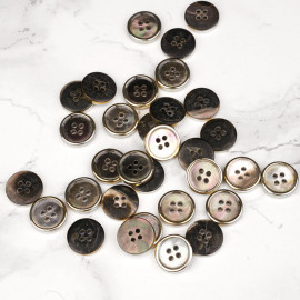Bouton nacre noir cerclé métal or 11 mm - mercerie en ligne - pretty mercerie