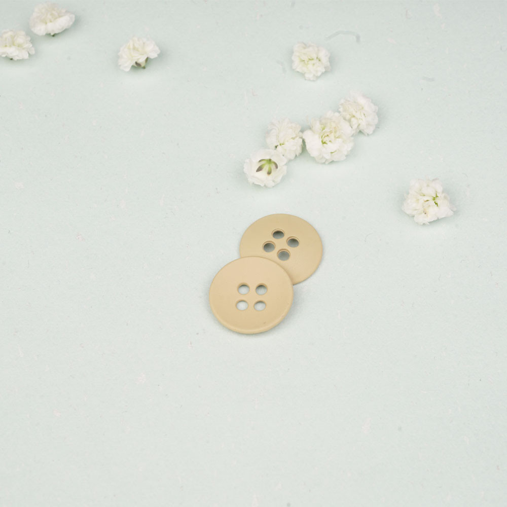 Bouton métal rond 4 trous beige 18 mm - mercerie en ligne - pretty mercerie