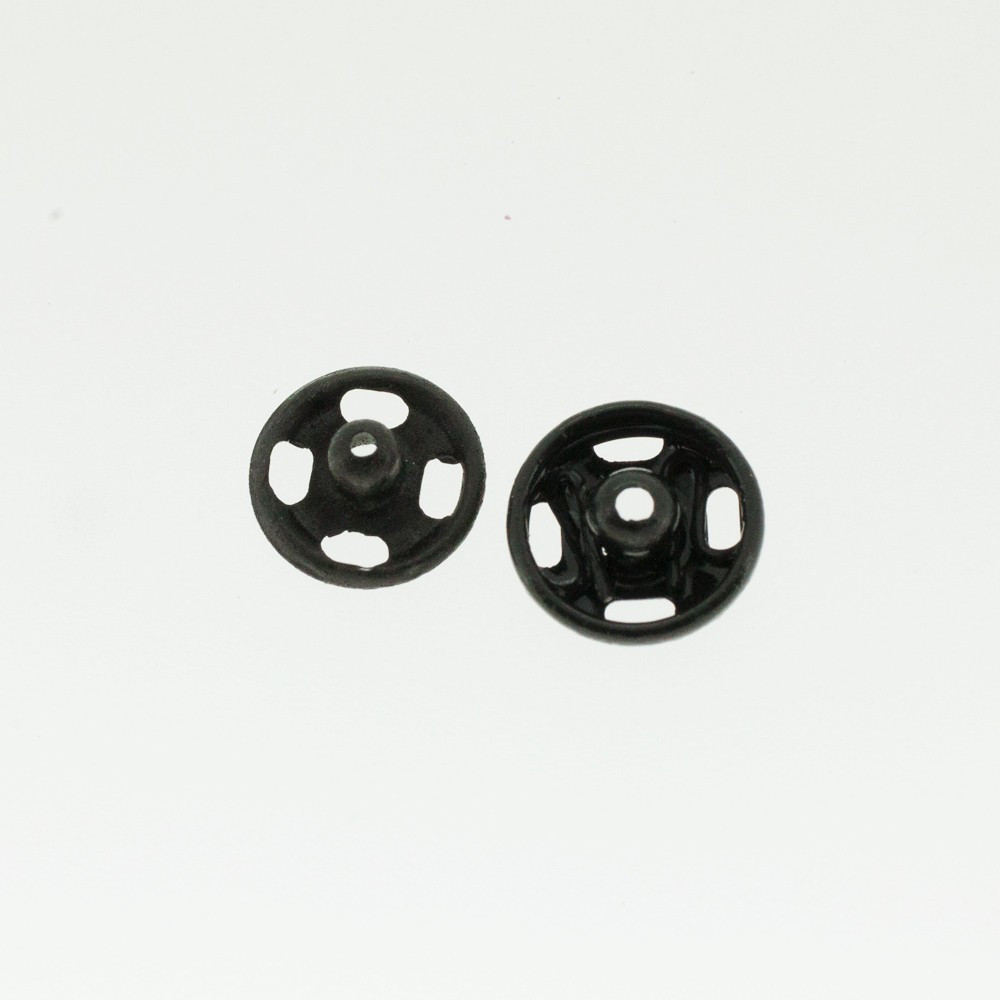 Boutons pressions noir 7 mm